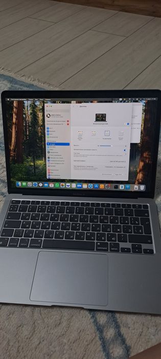 Продам Macbook Air (2020) срочно