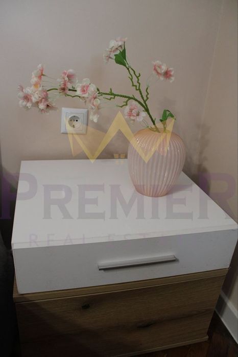 Дава се под наем Тристаен апартамент в Варна, Лятно кино Тракия - 79 кв.м за 612 € - Снимка #4