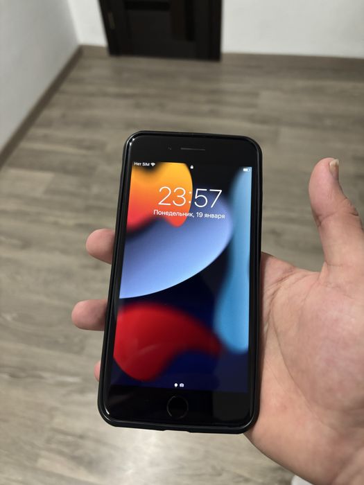 Iphone 7+ отличное состояние