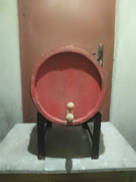 Продавам дъбови бурета 50л. и 100л.