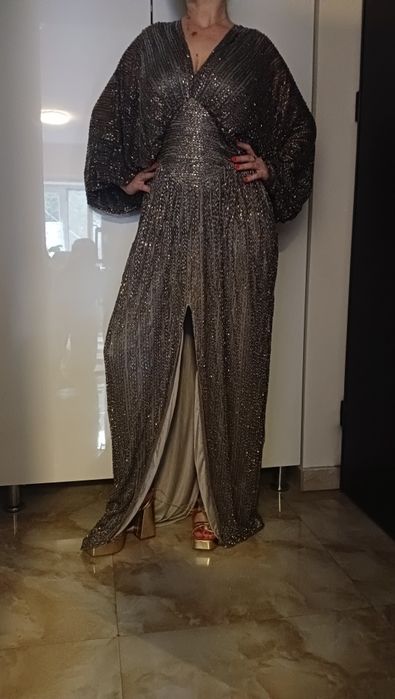 Rochie lucrată manual