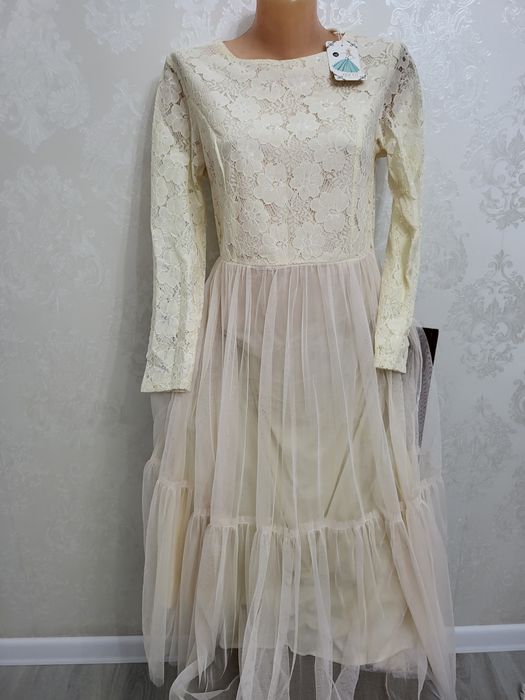 Продам разные платье 42-44 размер