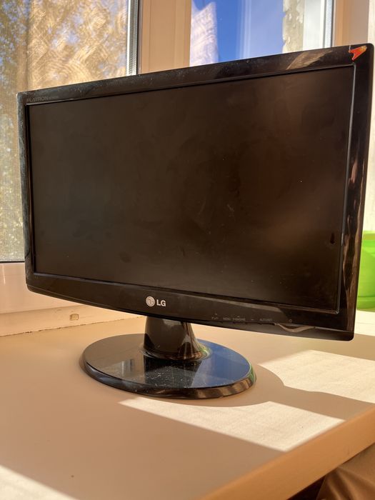Монитор LG Flatron