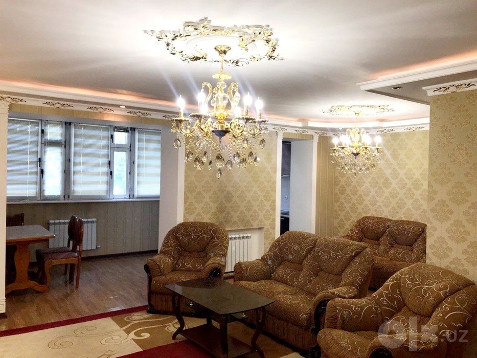 Квартира 3/3/5. 98м²