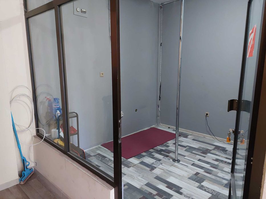 Продава се Офис в Стара Загора, Център - 13 кв.м за 769 €/кв.м - Снимка #1