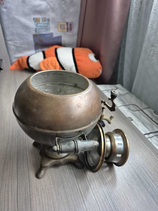 Руски самовар, вместимост 3л.