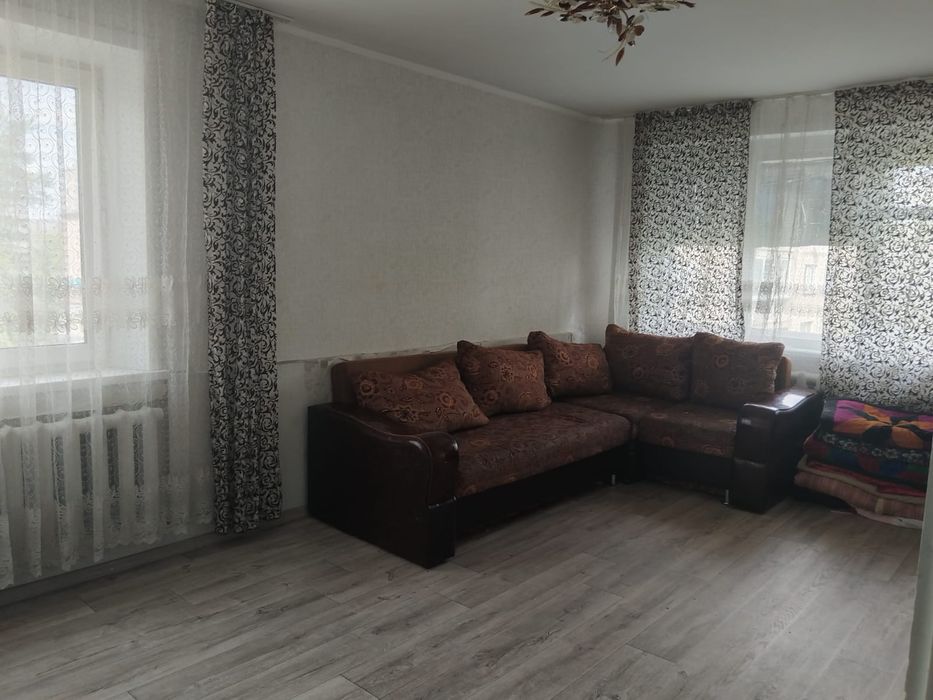 Продам 4х комнатную квартиру