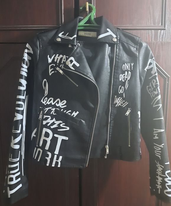 Продам куртку весна - осень