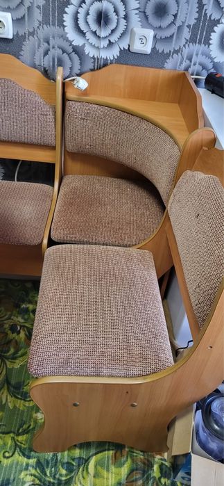 Продам угловую зону