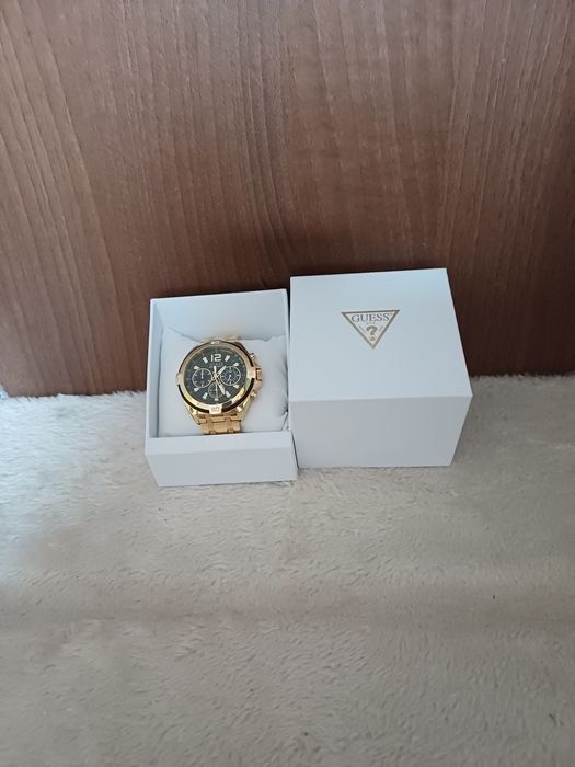 Ceas guess chronograph auriu