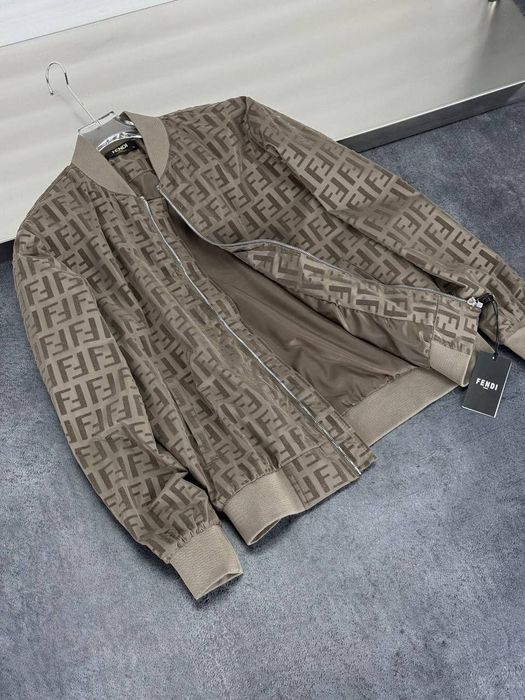 Oferta!! Geaca barbati. Model foarte rar. Toate mărimile. Calitate lux