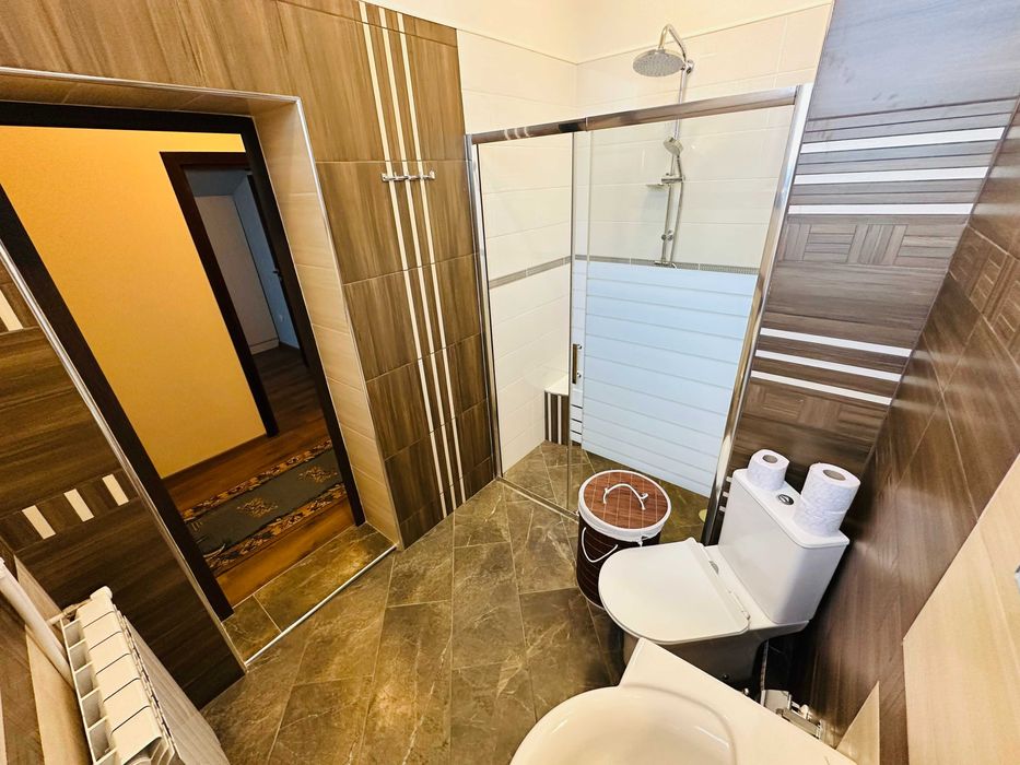 Дава се под наем Етаж от къща в Банско - 90 кв.м за 800 € - Снимка #17