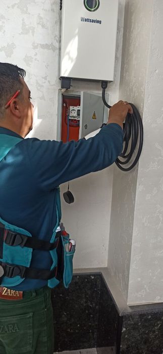 Установка зарядное устройство для Электромобилей.
7квт зарядка установ