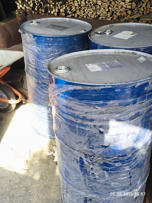 Продам бочки двести литров