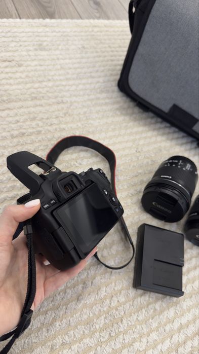 Canon Eos 250d camera video-foto nou