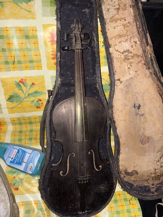 Vioara vintage cu cutie instrument muzical lipseste arcus