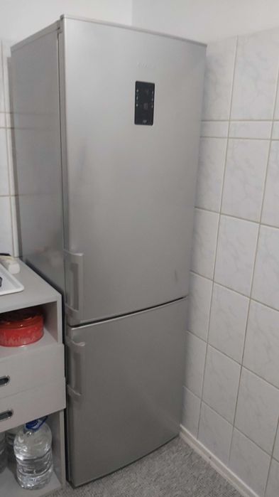 Combina frigorifica Arctic ANK326NFS+, 287 l, Clasa A+, Full No Frost