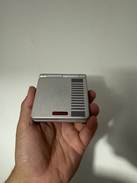Gameboy Advance SP! Carcasa originala!  Modrel rar!
