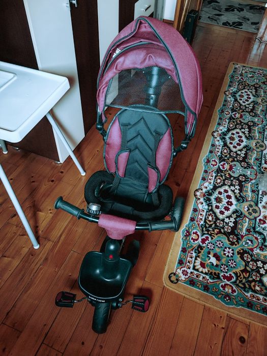 Tricicleta pliabila cu scaun reversibil Bebe Royale Milano Trike