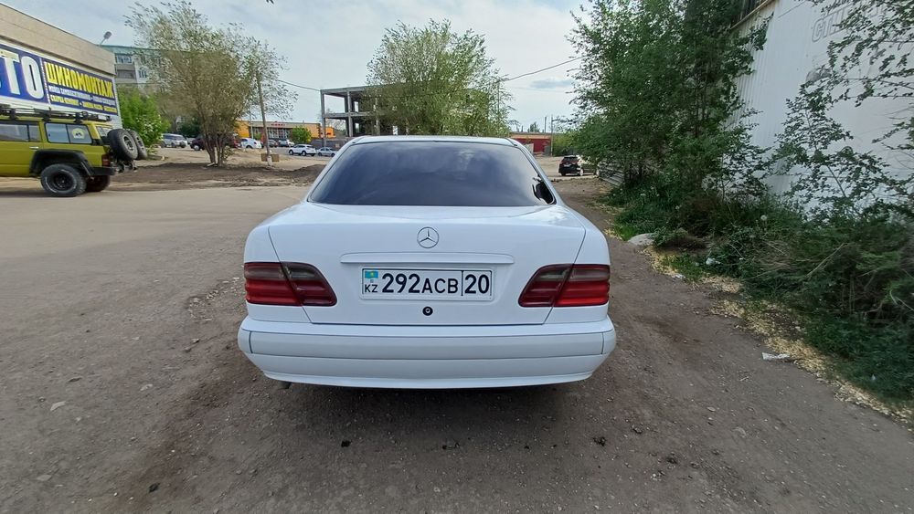 Продам Мерса 210