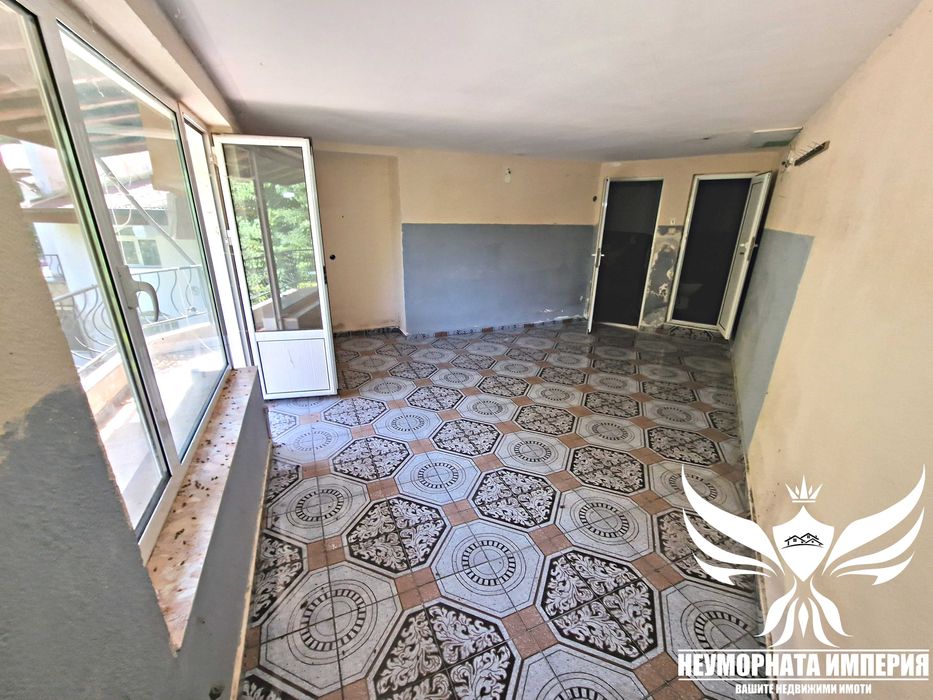 Продавам ресторант, кафе и хотел в гр.Асеновград, Луковица