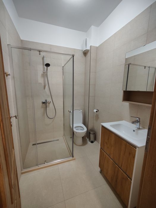 Închiriez apartament 1 camera prima închiriere