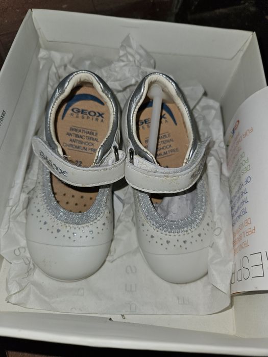 Vand sandale / pantofi fetita GEOX, noi, marimea 21