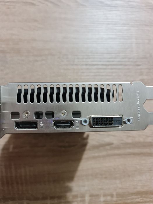Placa video ASUS GeForce GTX 1650 4GB-vandut