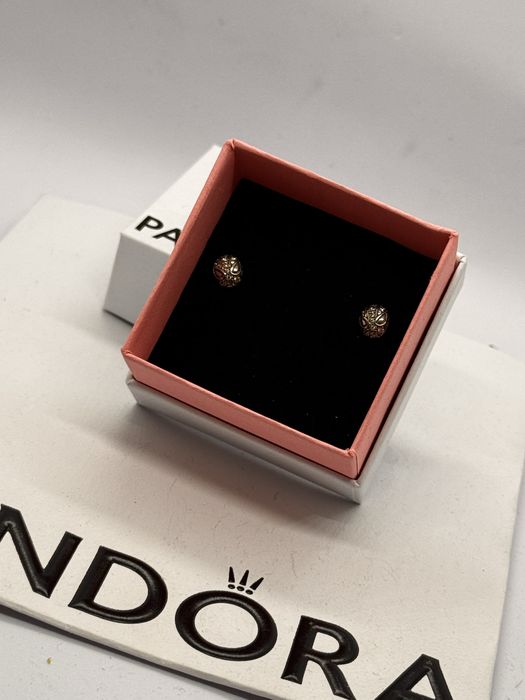 Пандора обеци Pandora