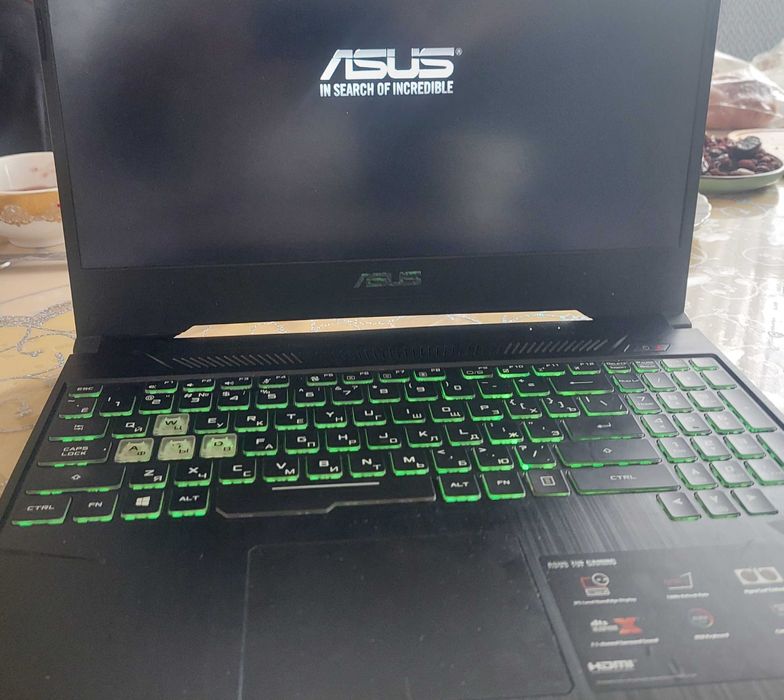 нотбук ASUS пробо