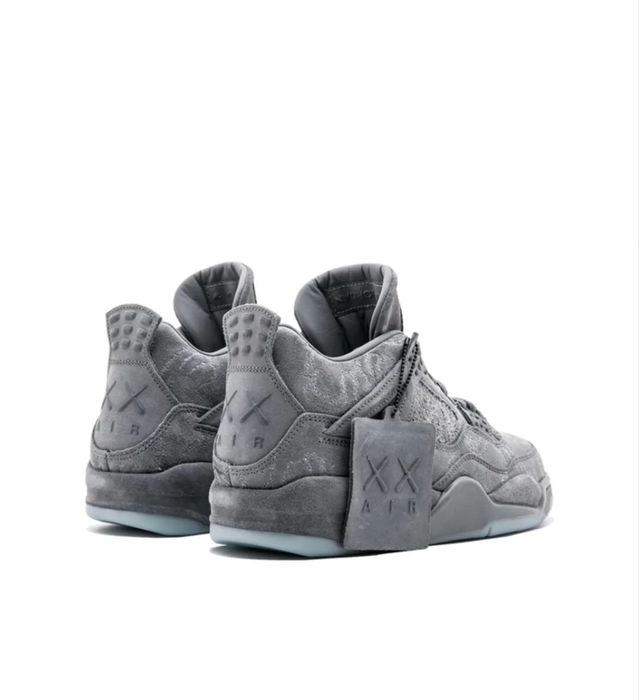 Jordan 4 kaws Оригинал