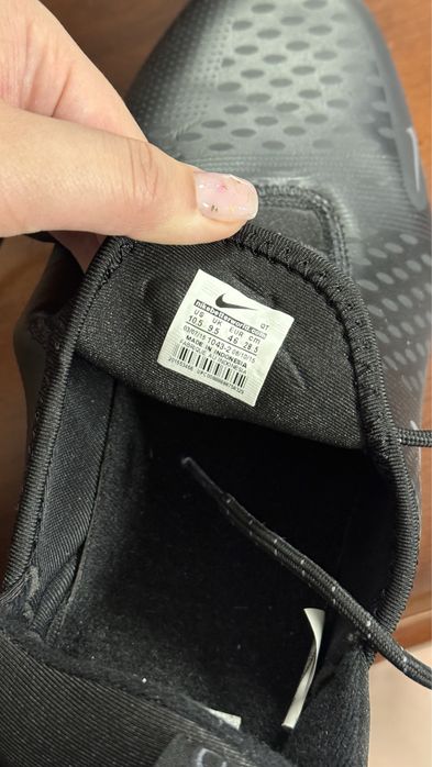 Nike кроссовкиии