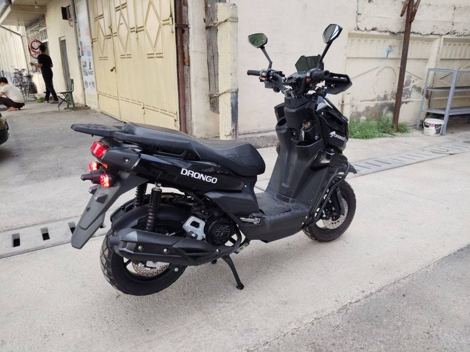 Skuter bor Tank 2025 yili