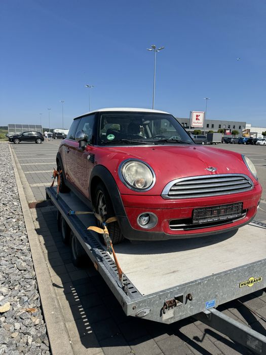 Dezmembrez mini cooper
