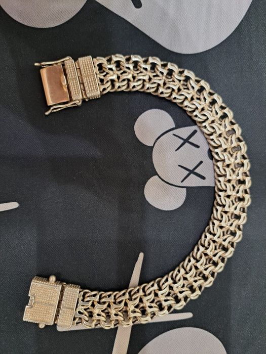 Продам серебряный браслет