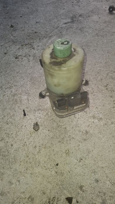 Хидравлична помпа за WV