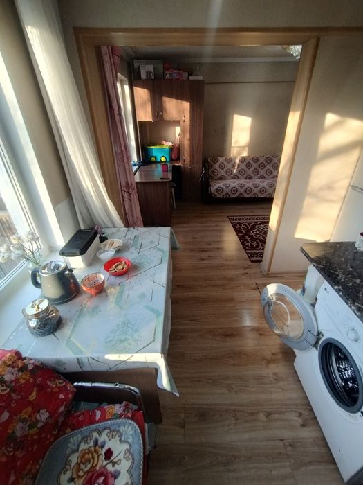 Продам полуторку на бульваре