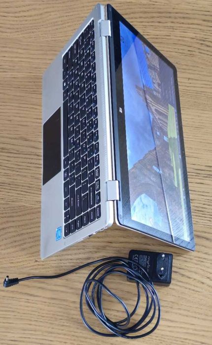 Laptop 2 in 1 MYRIA MY8312SV Intel Pentium N4200 pana la 2.5GHz 13.3" Touch 4GB SSD 256GB Intel® HD Graphics carcasa metalica