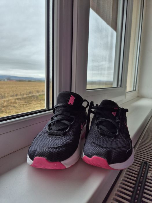 Pantofi fitness Dama NIKE Legend Essential 3