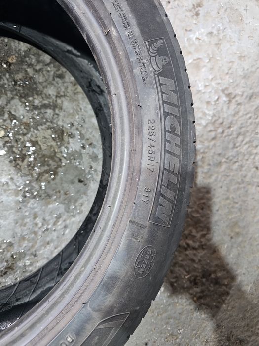 1x 225 45 17 vara michelin