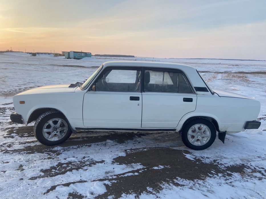 Жугули2105 все отлрчнам состаяни б