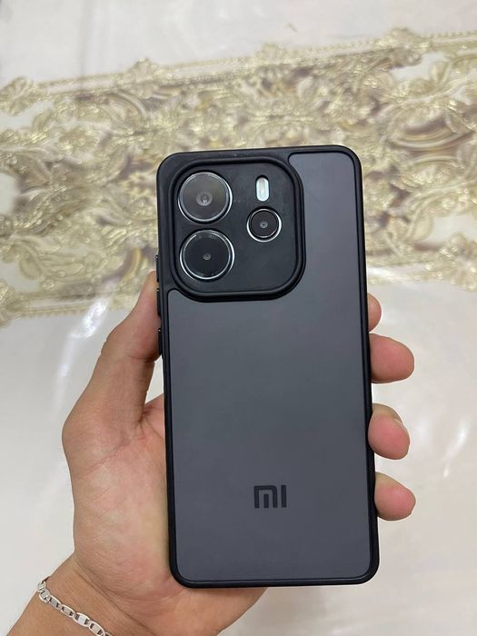 Redmi not 14 sotiladi 
Xolati ideal 
128 xotira 
Chizilgan singan chaq
