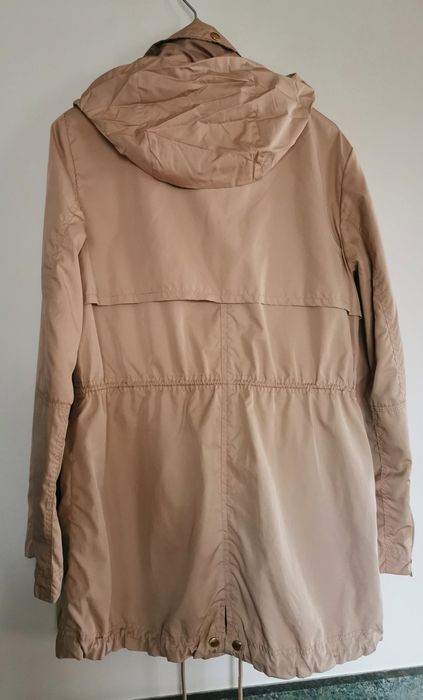 Яке в топло бежово Betty Barclay