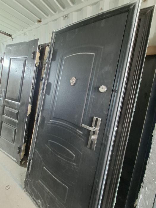 Двери металлические б/у и новые