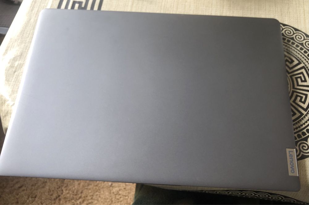 Laptop lenovo profesioanl