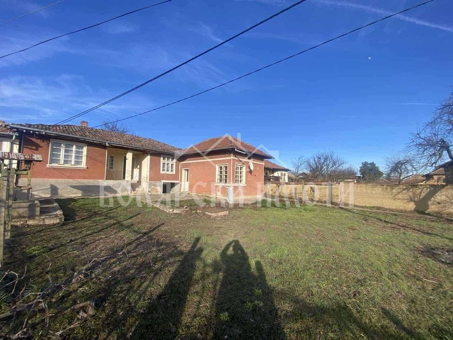 Продава се Къща в Долна Оряховица - 100 кв.м за 220 €/кв.м - Снимка #3