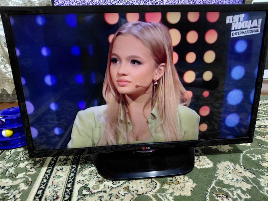 Телевизор продам