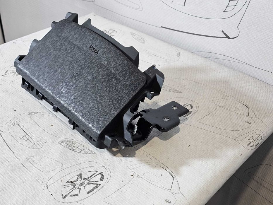 Airbag genunchi șofer Hyundai i40 VF 2013 1.7 CRDi Cod OEM: 569703Z200RY, 3Z56991020RY (5E3)