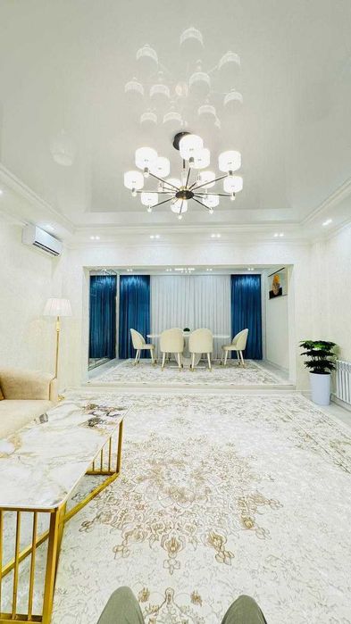 Продаётся Евроремонт 2-х ком, 2-х этаж ориентир Дружба Народов/U-Tower