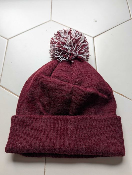 Căciulă RAPID BUCUREȘTI - Originala, Stare Impecabilă (Ca Nou)